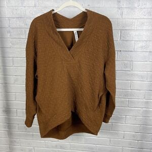 Lululemon Rippled V-Neck Pullover Copper Brown Womens Size 4 Minimalist Casual